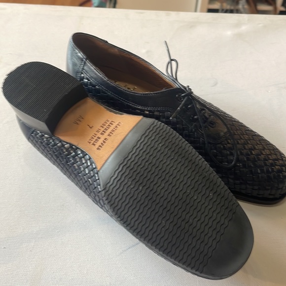 Beautiful weaved full leather lace up shoes - Picture 4 of 6